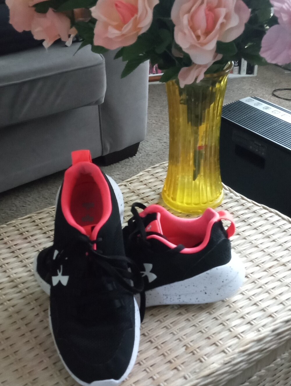Under Armour Women’s Black Sneakers with Pink Lining